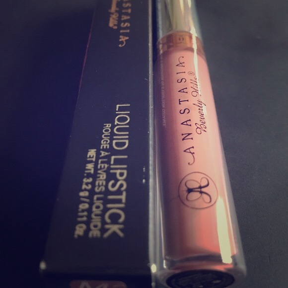 Didn’t like the color on me - Picture 1 of 1